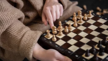 Эффектно выступили во всероссийских соревнованиях по шахматам юные жители Камчатки