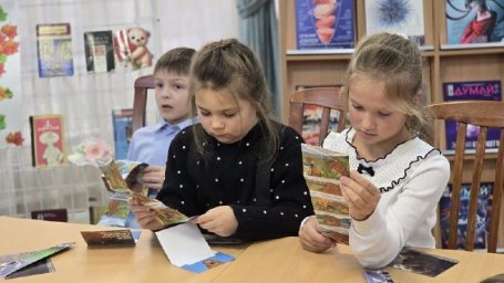 Об уникальных природных объектах и их обитателях рассказали детям в краевой детской библиотеке на Камчатке 3