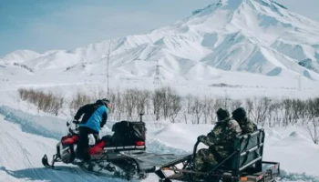 Туристам на Камчатке напоминают о соблюдении правил безопасности в зимний период