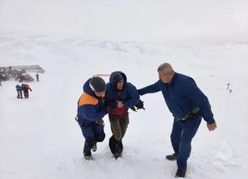 Спасательная операция на Камчатке завершена: пятеро туристов выжили, двое погибли 4