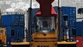 Водитель спецтехники получил смертельную травму в порту Петропавловска-Камчатского