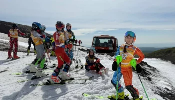 Первенство ДФО по горнолыжному спорту стартовало на Камчатке