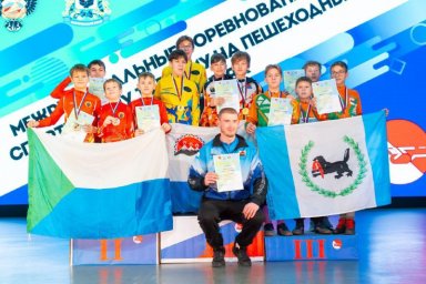 В  Межрегиональных соревнованиях по спортивному туризму хорошо показали себя участники с Камчатки 6