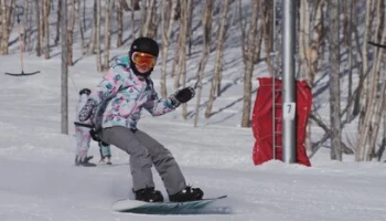Жители столицы Камчатки могут покататься на сноуборде на базе «Синичкина»