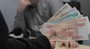 Более 650 тысяч рублей своего работодателя присвоила молодая девушка на Камчатке
