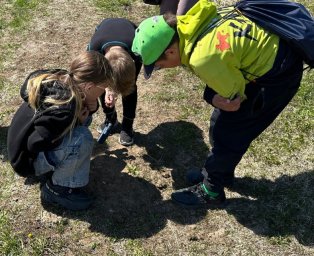 Юные натуралисты побывали в Быстринском парке на Камчатке 1