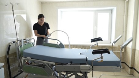 Более 40 единиц современного медицинского оборудования приобретено для краевого родильного дома на Камчатке 2