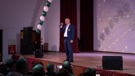 Участие в благотворительном концерте «Мама — мой ангел земной» приняли депутаты на Камчатке 3