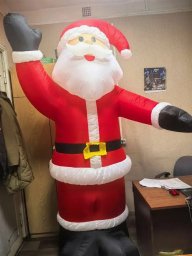 Гринч добрался до Деда Мороза на Камчатке 0