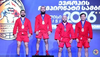 Золото чемпионата Европы по боевому самбо завоевал спортсмен с Камчатки