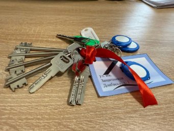 Ключи от квартиры в новом доме получил начальник научного отдела Кроноцкого заповедника на Камчатке 1