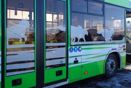 Городской автобус довезет до «Елизовской осени» на Камчатке