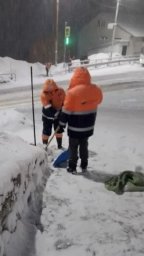 Работы по зимнему содержанию улиц и общественных пространств идут круглосуточно в Перопавловске-Камчатском 0