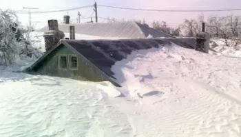 Спасатели выехали по жалобе и помогли женщине в Петропавловске-Камчатском