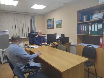 За сто тысяч рублей хотел купить нетрезвый гражданин сотрудника Госавтоинспекции на Камчатке 0