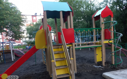 В Петропавловске-Камчатском продолжается благоустройство детских площадок 3
