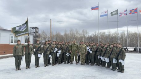 Торжественным митингом отметили 81-ю годовщину Победы в центре ВОИН на Камчатке 6