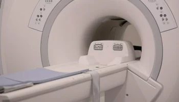 Впервые МРТ-исследование под анестезией выполнили годовалому ребёнку в краевой больнице на Камчатке