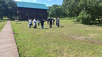 Завершена образовательная программа для семей на Курильском озере в Камчатском крае 19