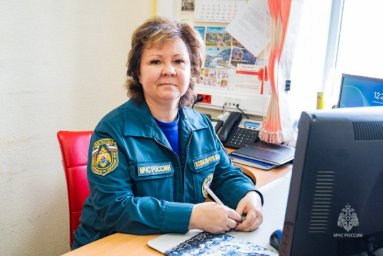Сказку, основанную на мифологии коренных народов, написала сотрудница МЧС на Камчатке 0