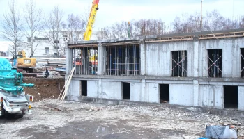 Власти Камчатки взяли на особый контроль строительство нового корпуса школы в Елизове