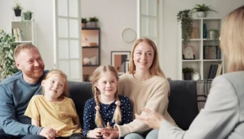 Школы приёмных родителей работают для семей в Камчатском крае Школы приёмных родителей работают для семей в Камчатском крае