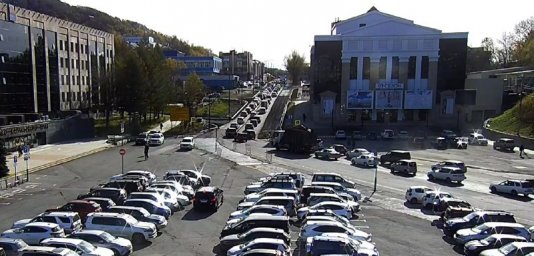 Демонтировано новое асфальтное покрытие возле театра драмы и комедии в Петропавловске-Камчатском 1