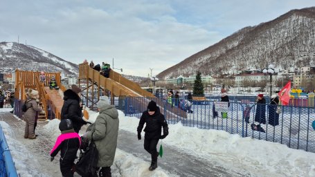 Крестный ход во главе с Архиепископом прошел вчера в столице Камчатки 13