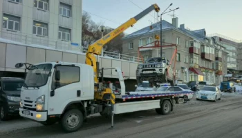 Спецрейд по борьбе с незаконной парковкой прошёл в Петропавловске-Камчатском