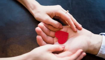 Почему важно обсудить с близкими решение стать донором костного мозга