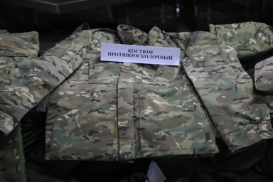 Технику и снаряжение бойцам 155-й бригады морпехов вручил Юрий Трутнев на Камчатке 1