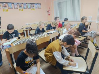 К первенству Дальневосточного федерального округа готовятся елизовские шахматисты на Камчатке 1 К первенству Дальневосточного федерального округа готовятся елизовские шахматисты на Камчатке 1