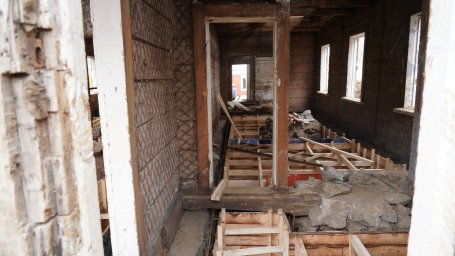 Городские власти обещают отреставрировать дом по ул. Красинцев в столице Камчатки до конца сентября 3