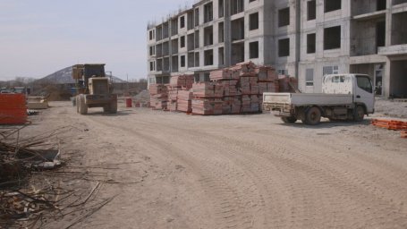 Более 150 рабочих трудятся на строительстве микрорайона Северного на Камчатке 4