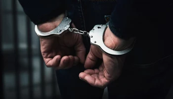 Крупная партия наркотиков изъята в дачном доме при обыске на Камчатке Крупная партия наркотиков изъята в дачном доме при обыске на Камчатке