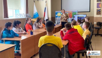 Школьники Петропавловска-Камчатского попробовали себя в изготовлении светоотражателей