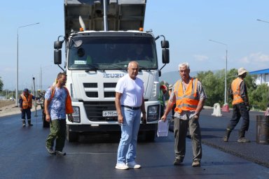 8 сентября юбилейный день рождения отмечает депутат Законодательного Собрания Юрий Ломакин 0