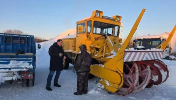 Две единицы специальной техники придут из села Соболево на помощь подрядчику из Петропавловска-Камчатского