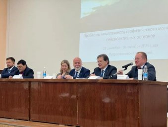 Директор Национального центра сейсмологии Индии удостоен звания почётного профессора университета Камчатки 0
