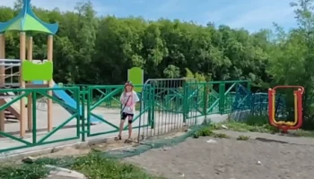 Активисты требуют завершения строительства детского спортивного комплекса в Петропавловске-Камчатском Активисты требуют завершения строительства детского спортивного комплекса в Петропавловске-Камчатском