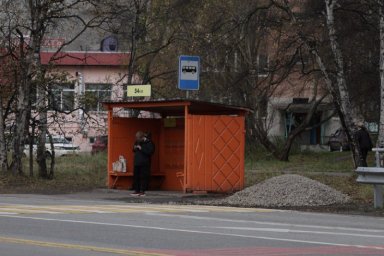 Замена остановочных павильонов стартовала в Елизово на Камчатке 3