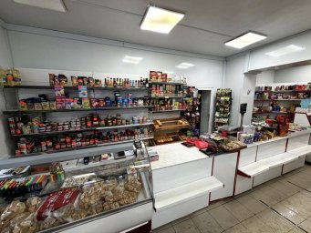 Судно с продовольствием ждет погодного окна для отправки грузов в Никольское на Камчатке 0