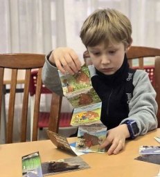 Об уникальных природных объектах и их обитателях рассказали детям в краевой детской библиотеке на Камчатке 6