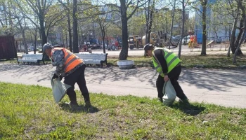 Активный контроль уборки территорий продолжается в Петропавловске-Камчатском Активный контроль уборки территорий продолжается в Петропавловске-Камчатском