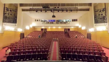 93-й сезон открывает сегодня театр драмы и комедии на Камчатке 93-й сезон открывает сегодня театр драмы и комедии на Камчатке