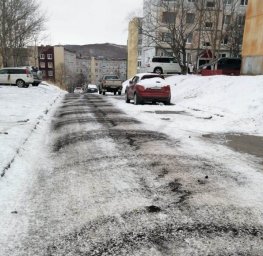 За состоянием магистралей и внутридомовых проездов следят дорожные службы в столице Камчатки 1