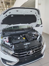 Новый автомобиль пострадавшему на производстве жителю региона вручило Отделение СФР по Камчатскому краю 3