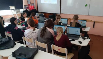 Мастер-классы для школьников проводит мобильный технопарк &laquo;Кванториум&raquo; на Камчатке