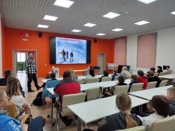 Урок лавинной безопасности прошел для юных туристов на Камчатке 2