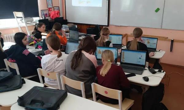 Мастер-классы для школьников проводит мобильный технопарк &laquo;Кванториум&raquo; на Камчатке